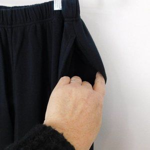 Roman's pull on black sweat pants.